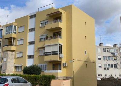 Fachada amarilla